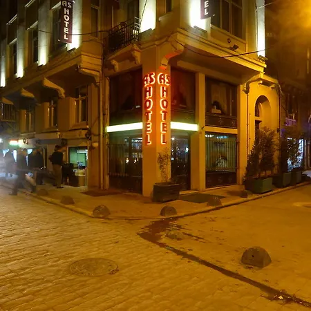 ホテル As Taksim 3*